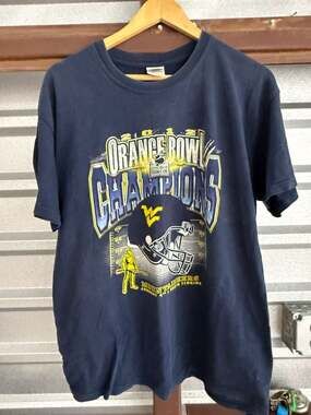 Vintage West Virginia Mountaineers 2012 Orange Bowl Champions T-Shirt Size Large